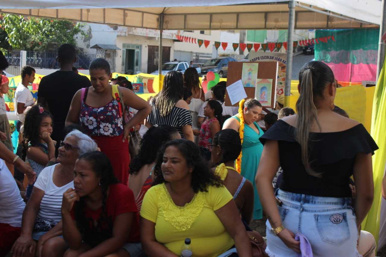 Feira Literária Camacan